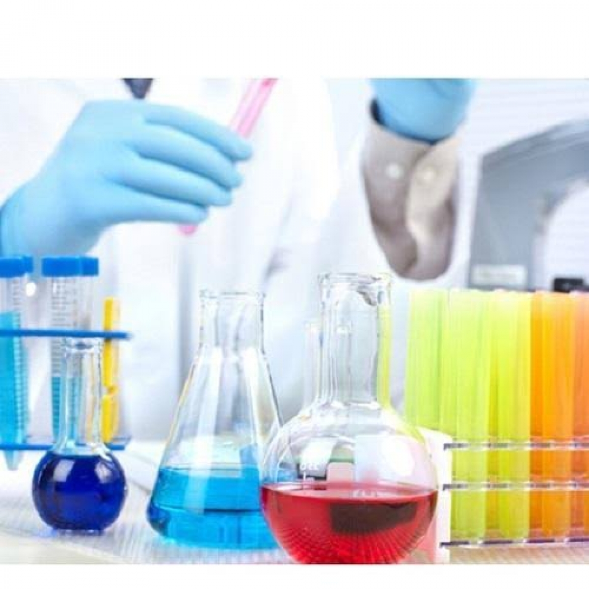  الزجاجيات ومستلزمات المعامل
